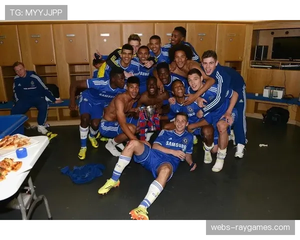 欧塞尔门将雷昂扑出阿若克必进球,赛后获评高分