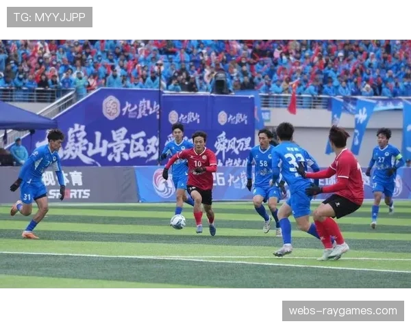 业余联赛观察：顶级联赛战术下沉，草根球队模仿职业队的3中卫风潮